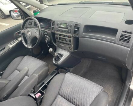 Сірий Тойота Королла Версо, об'ємом двигуна 2 л та пробігом 206 тис. км за 3250 $, фото 14 на Automoto.ua