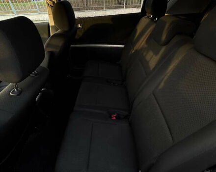 Сірий Тойота Королла Версо, об'ємом двигуна 1.8 л та пробігом 225 тис. км за 6300 $, фото 20 на Automoto.ua