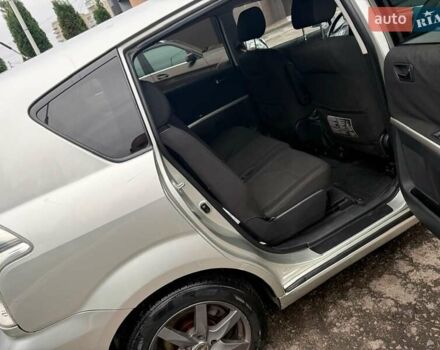 Серый Тойота Королла Версо, объемом двигателя 1.6 л и пробегом 217 тыс. км за 5600 $, фото 6 на Automoto.ua