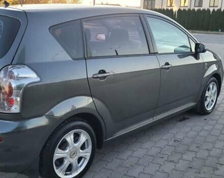 Серый Тойота Королла Версо, объемом двигателя 2 л и пробегом 313 тыс. км за 5700 $, фото 10 на Automoto.ua