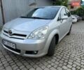 Сірий Тойота Королла Версо, об'ємом двигуна 2 л та пробігом 225 тис. км за 5100 $, фото 5 на Automoto.ua