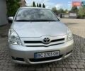 Сірий Тойота Королла Версо, об'ємом двигуна 2 л та пробігом 225 тис. км за 5100 $, фото 1 на Automoto.ua