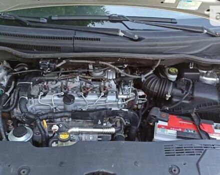 Серый Тойота Королла Версо, объемом двигателя 2.23 л и пробегом 285 тыс. км за 5750 $, фото 15 на Automoto.ua