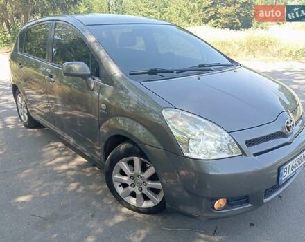 Сірий Тойота Королла Версо, об'ємом двигуна 2.2 л та пробігом 194 тис. км за 7300 $, фото 3 на Automoto.ua