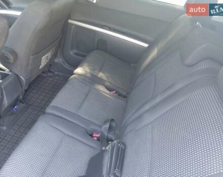 Сірий Тойота Королла Версо, об'ємом двигуна 2.2 л та пробігом 194 тис. км за 7300 $, фото 14 на Automoto.ua