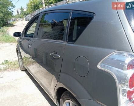 Сірий Тойота Королла Версо, об'ємом двигуна 2.2 л та пробігом 194 тис. км за 7300 $, фото 8 на Automoto.ua