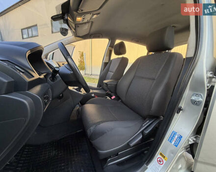 Серый Тойота Королла Версо, объемом двигателя 2.2 л и пробегом 268 тыс. км за 7850 $, фото 31 на Automoto.ua