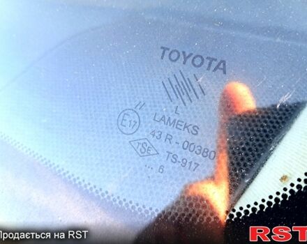 Серый Тойота Королла Версо, объемом двигателя 2.2 л и пробегом 183 тыс. км за 6500 $, фото 9 на Automoto.ua