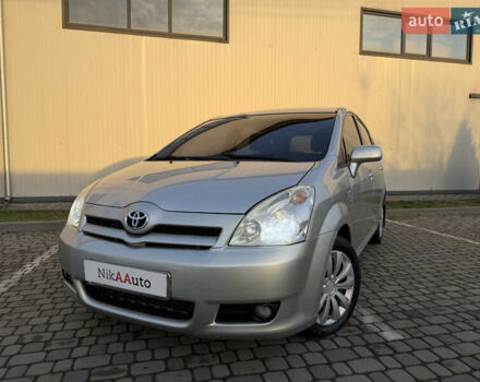 Серый Тойота Королла Версо, объемом двигателя 2.2 л и пробегом 268 тыс. км за 7850 $, фото 8 на Automoto.ua