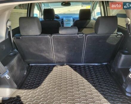 Серый Тойота Королла Версо, объемом двигателя 2.2 л и пробегом 256 тыс. км за 6500 $, фото 6 на Automoto.ua