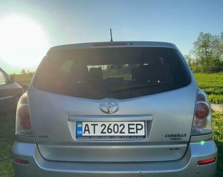 Сірий Тойота Королла Версо, об'ємом двигуна 2.2 л та пробігом 229 тис. км за 6500 $, фото 4 на Automoto.ua