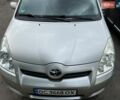 Сірий Тойота Королла Версо, об'ємом двигуна 2.23 л та пробігом 286 тис. км за 7300 $, фото 1 на Automoto.ua