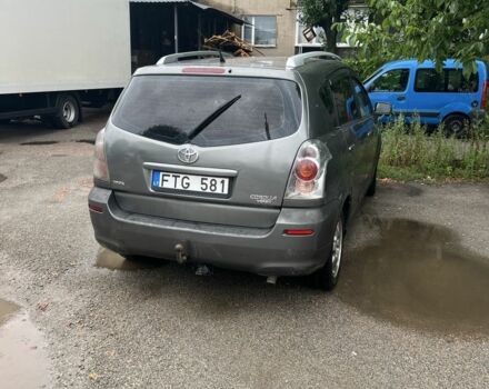 Сірий Тойота Королла Версо, об'ємом двигуна 2 л та пробігом 280 тис. км за 2500 $, фото 3 на Automoto.ua