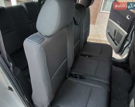 Серый Тойота Королла Версо, объемом двигателя 2.2 л и пробегом 197 тыс. км за 7300 $, фото 42 на Automoto.ua