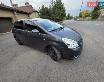 Серый Тойота Королла Версо, объемом двигателя 2.23 л и пробегом 250 тыс. км за 7299 $, фото 3 на Automoto.ua