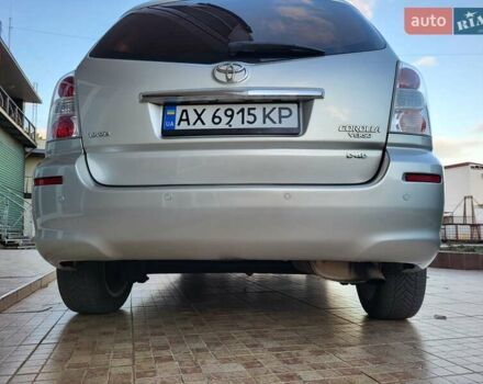 Серый Тойота Королла Версо, объемом двигателя 2.2 л и пробегом 197 тыс. км за 7300 $, фото 75 на Automoto.ua