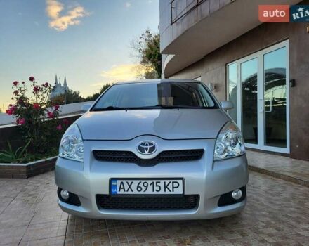 Серый Тойота Королла Версо, объемом двигателя 2.2 л и пробегом 197 тыс. км за 7300 $, фото 70 на Automoto.ua