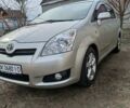 Серый Тойота Королла Версо, объемом двигателя 1.6 л и пробегом 210 тыс. км за 8300 $, фото 1 на Automoto.ua
