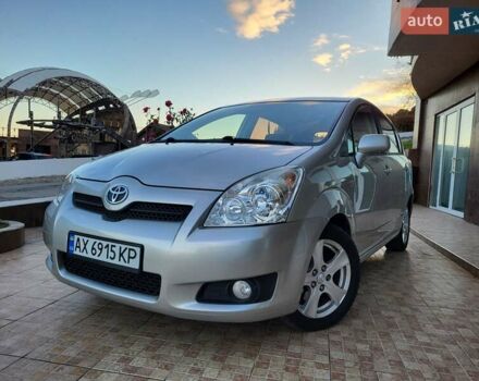 Серый Тойота Королла Версо, объемом двигателя 2.2 л и пробегом 197 тыс. км за 7300 $, фото 77 на Automoto.ua