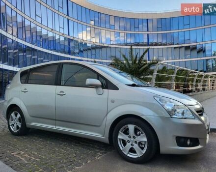 Серый Тойота Королла Версо, объемом двигателя 2.2 л и пробегом 197 тыс. км за 7300 $, фото 89 на Automoto.ua