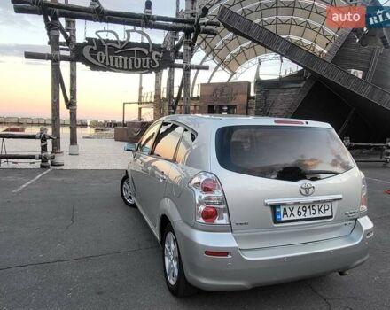 Серый Тойота Королла Версо, объемом двигателя 2.2 л и пробегом 197 тыс. км за 7300 $, фото 8 на Automoto.ua