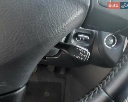 Серый Тойота Королла Версо, объемом двигателя 2.2 л и пробегом 197 тыс. км за 7300 $, фото 38 на Automoto.ua