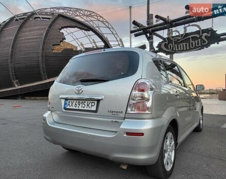 Серый Тойота Королла Версо, объемом двигателя 2.2 л и пробегом 197 тыс. км за 7300 $, фото 17 на Automoto.ua