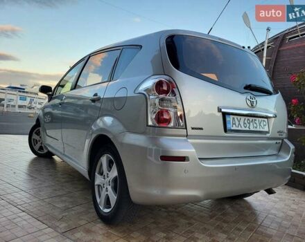 Серый Тойота Королла Версо, объемом двигателя 2.2 л и пробегом 197 тыс. км за 7300 $, фото 65 на Automoto.ua