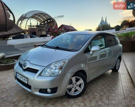 Серый Тойота Королла Версо, объемом двигателя 2.2 л и пробегом 197 тыс. км за 7300 $, фото 63 на Automoto.ua