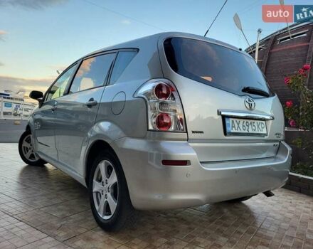 Серый Тойота Королла Версо, объемом двигателя 2.2 л и пробегом 197 тыс. км за 7300 $, фото 67 на Automoto.ua
