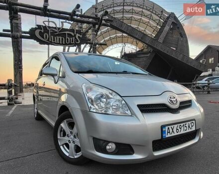 Серый Тойота Королла Версо, объемом двигателя 2.2 л и пробегом 197 тыс. км за 7300 $, фото 10 на Automoto.ua
