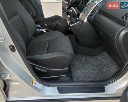 Серый Тойота Королла Версо, объемом двигателя 2.2 л и пробегом 197 тыс. км за 7300 $, фото 33 на Automoto.ua