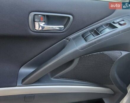 Серый Тойота Королла Версо, объемом двигателя 2.2 л и пробегом 197 тыс. км за 7300 $, фото 50 на Automoto.ua