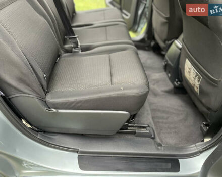 Серый Тойота Королла Версо, объемом двигателя 2.2 л и пробегом 275 тыс. км за 7400 $, фото 23 на Automoto.ua