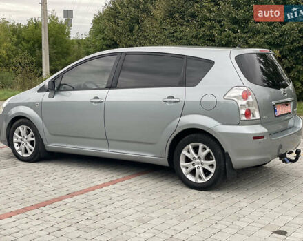 Серый Тойота Королла Версо, объемом двигателя 2.2 л и пробегом 275 тыс. км за 7400 $, фото 13 на Automoto.ua