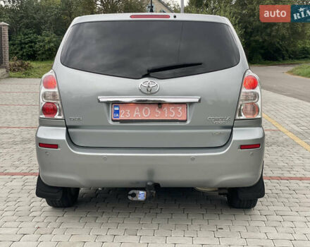 Серый Тойота Королла Версо, объемом двигателя 2.2 л и пробегом 275 тыс. км за 7400 $, фото 10 на Automoto.ua