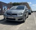 Сірий Тойота Королла Версо, об'ємом двигуна 2.2 л та пробігом 337 тис. км за 6600 $, фото 1 на Automoto.ua