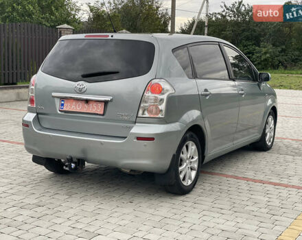Серый Тойота Королла Версо, объемом двигателя 2.2 л и пробегом 275 тыс. км за 7400 $, фото 9 на Automoto.ua