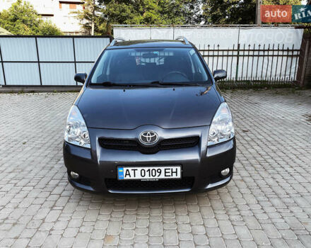 Сірий Тойота Королла Версо, об'ємом двигуна 1.8 л та пробігом 276 тис. км за 6500 $, фото 3 на Automoto.ua