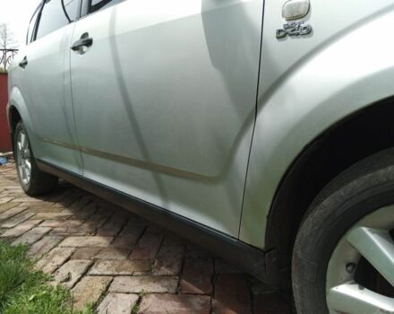 Серый Тойота Королла Версо, объемом двигателя 2 л и пробегом 350 тыс. км за 4500 $, фото 6 на Automoto.ua