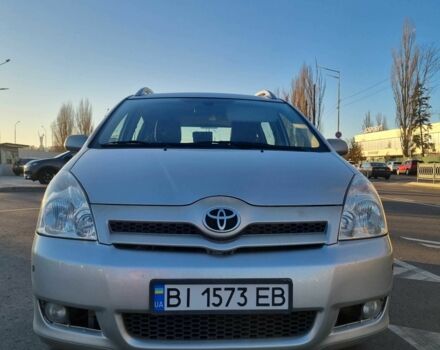 Серый Тойота Королла Версо, объемом двигателя 1.8 л и пробегом 217 тыс. км за 4300 $, фото 5 на Automoto.ua