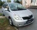 Серый Тойота Королла Версо, объемом двигателя 2 л и пробегом 320 тыс. км за 2500 $, фото 4 на Automoto.ua