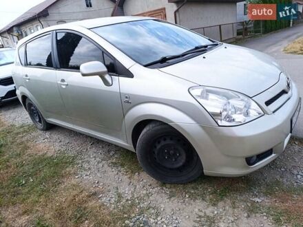 Тойота Королла Версо 2004 у Івано-Франківську на Automoto.ua Сірий Тойота Королла Версо, об'ємом двигуна 2 л та пробігом 385 тис. км за 6300 $, фото 1 на Automoto.ua