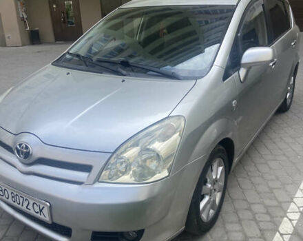 Сірий Тойота Королла Версо, об'ємом двигуна 2.2 л та пробігом 287 тис. км за 5800 $, фото 1 на Automoto.ua