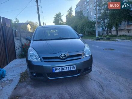 Сірий Тойота Королла Версо, об'ємом двигуна 2.23 л та пробігом 266 тис. км за 6600 $, фото 1 на Automoto.ua