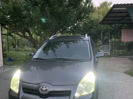 Тойота Королла Версо 2008 в Харькове на Automoto.ua Серый Тойота Королла Версо, объемом двигателя 1.8 л и пробегом 200 тыс. км за 9700 $, фото 1 на Automoto.ua