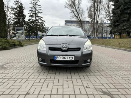 Тойота Королла Версо 2008 у Тернополі на Automoto.ua Сірий Тойота Королла Версо, об'ємом двигуна 2.2 л та пробігом 290 тис. км за 6950 $, фото 1 на Automoto.ua