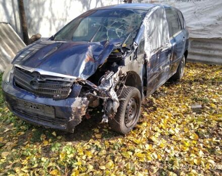 Синий Тойота Королла Версо, объемом двигателя 1.8 л и пробегом 200 тыс. км за 1150 $, фото 6 на Automoto.ua