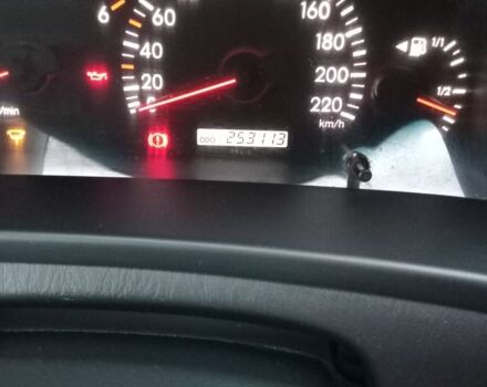 Синий Тойота Королла Версо, объемом двигателя 2 л и пробегом 253 тыс. км за 5000 $, фото 3 на Automoto.ua