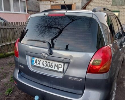 Синий Тойота Королла Версо, объемом двигателя 2 л и пробегом 253 тыс. км за 5000 $, фото 1 на Automoto.ua